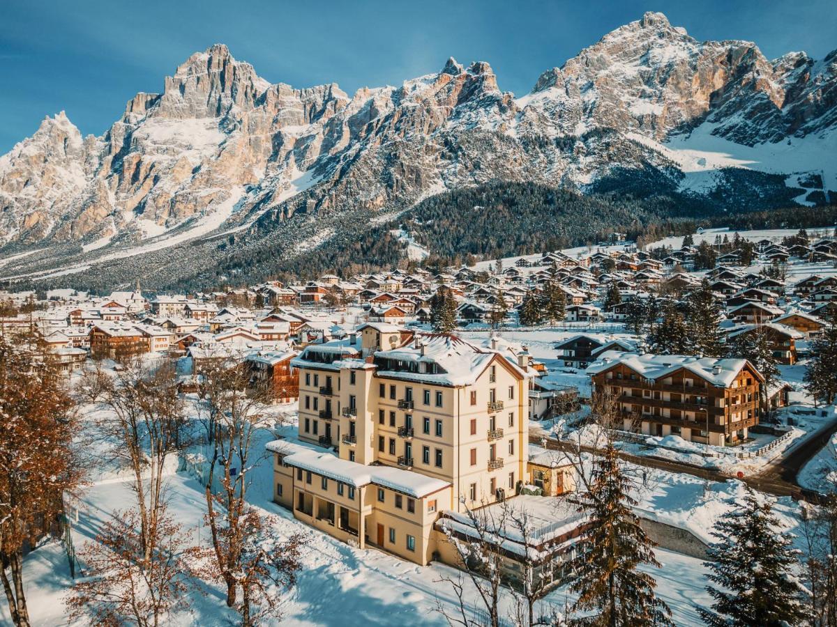 Hotel Marcora & Spa サン・ヴィート・ディ・カドーレ エクステリア 写真